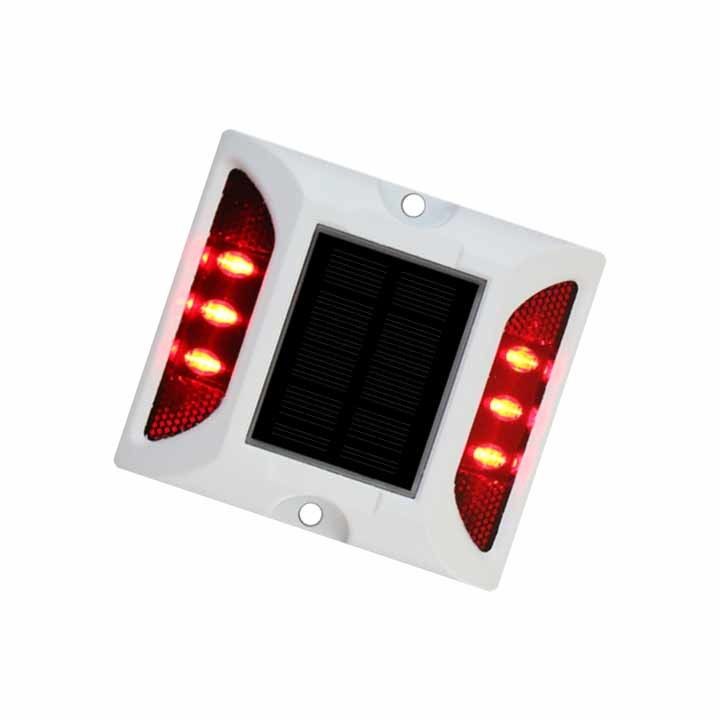 40T 로드 용량 태양광 LED 도로 스터드 IP68 방수 상승 고양이 눈 도로 스터드
