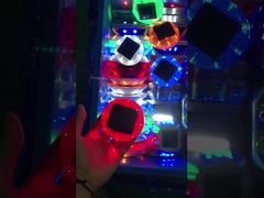 B103 LED 조명 중량용 태양광 LED 플라스틱 고양이 눈 표시기 도로 스터드 반사기