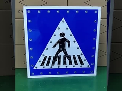 높은 가시성 태양 교통 표지판 태양 전력 LED 보행자 교차 표지판